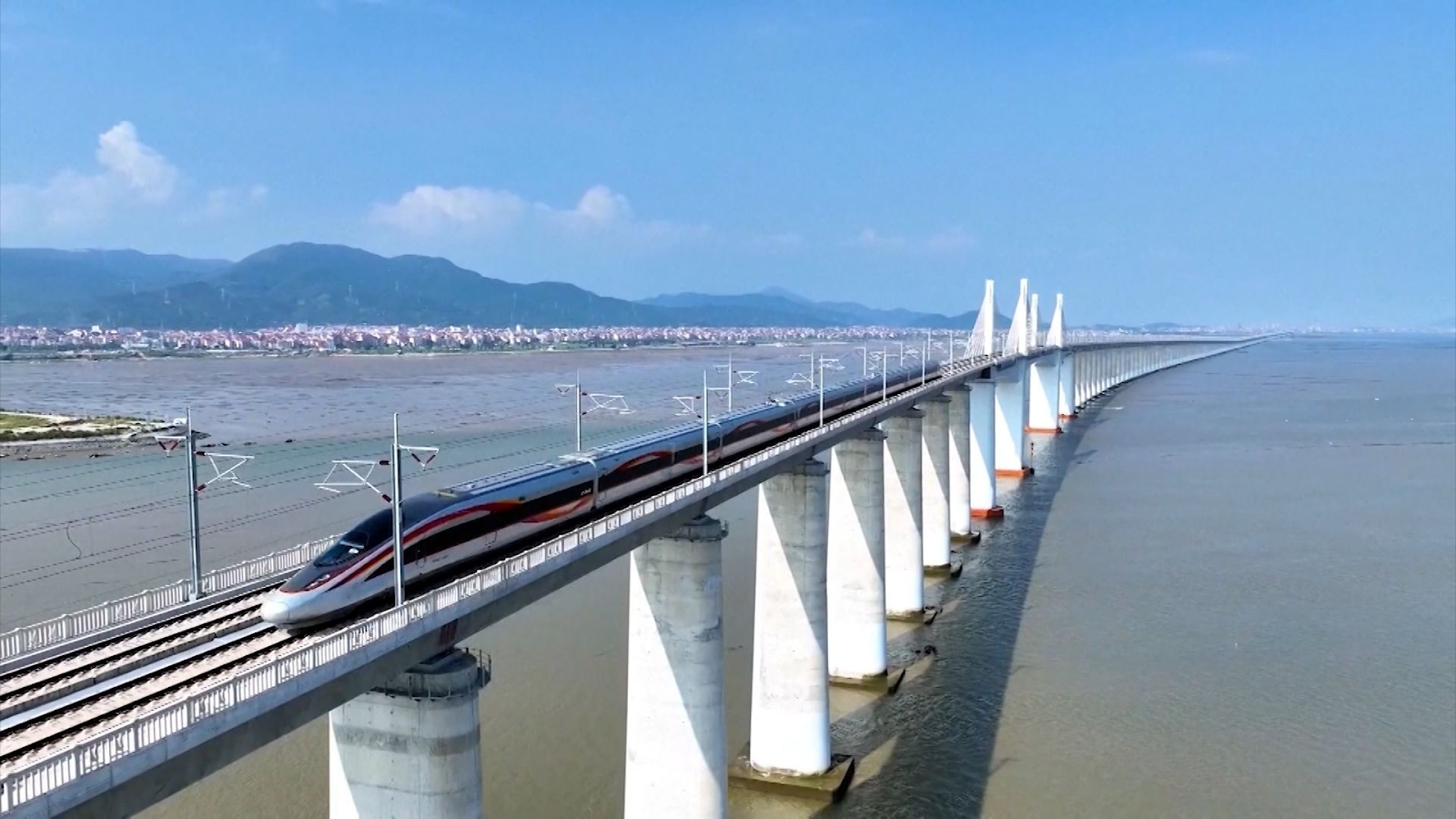Thông Tin Chi Tiết Và Tiến Độ Dự Án Đường Sắt Hà Nội - Quảng Ninh